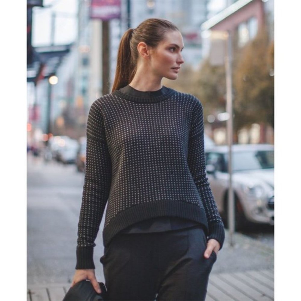 Lululemon Yogi Crew Sweater size 2